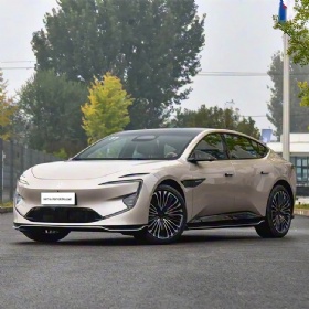 2026款Avatr 12款纯电动车轿车