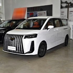 BAW M8 MPV EV 2026